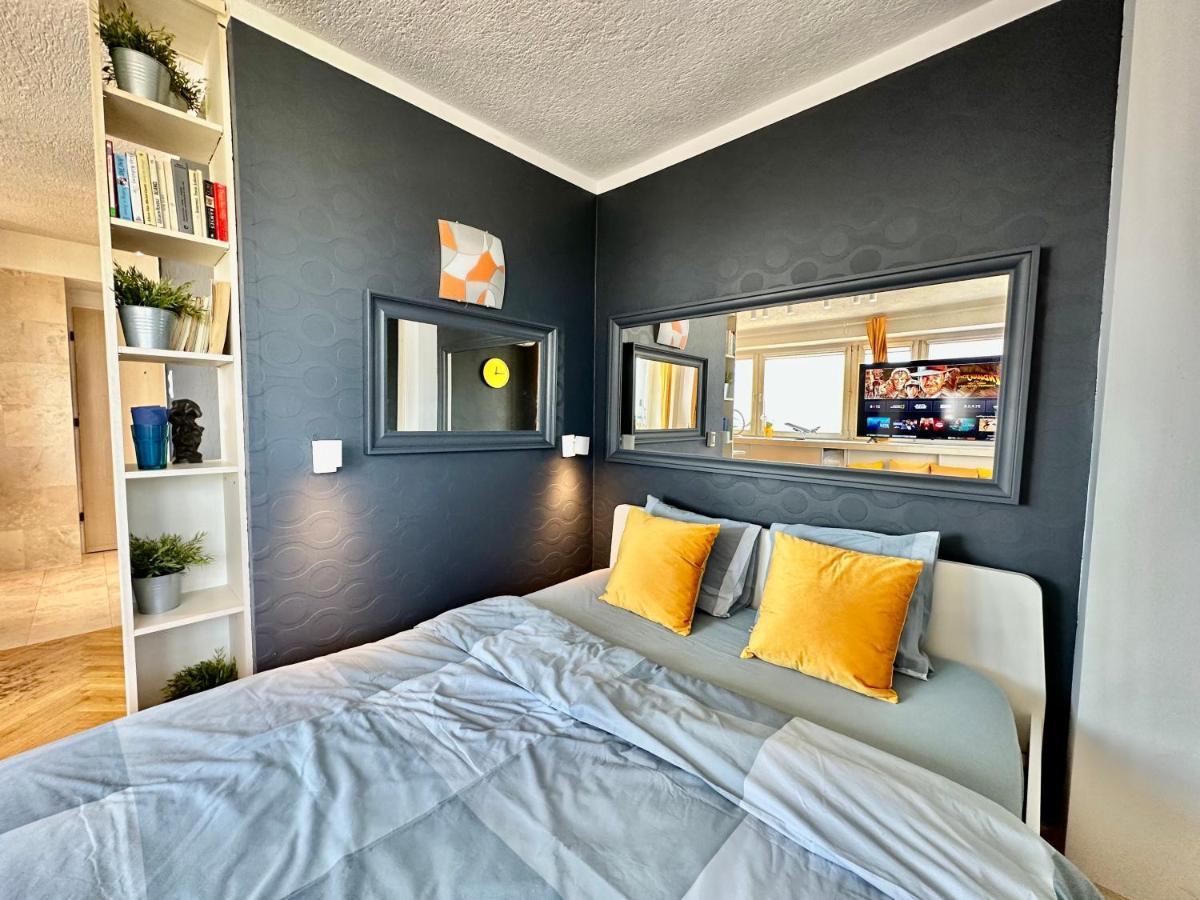 Ferienwohnung Sun Clima/Ac Metro X2 Fast Wifi 500 Mbs 70'Tv Netflix Appletv Hbo Warschau Exterior foto
